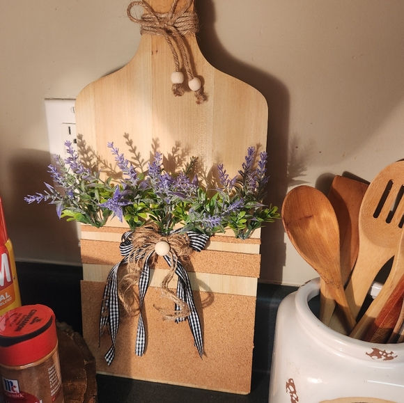 Farmhouse/Boho Cutting boards Decorated - Picture 2 of 4